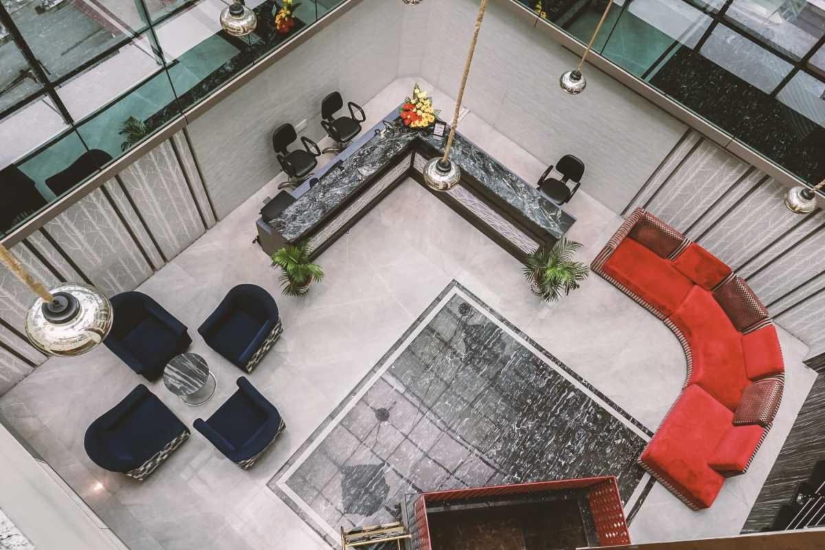 Hotel The Kalyaniz Guwahati Exteriör bild